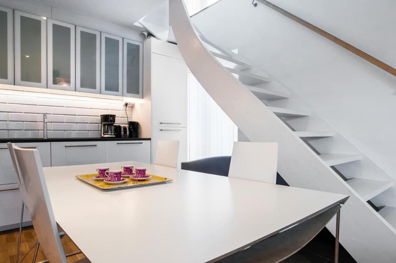הוילה סולנטונה Townhouse On Arlanda Stockholm Metro Line - Easy Checkin מראה חיצוני תמונה