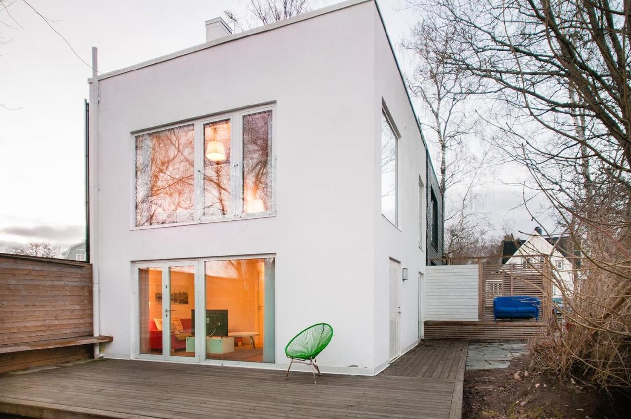 הוילה סולנטונה Townhouse On Arlanda Stockholm Metro Line - Easy Checkin מראה חיצוני תמונה